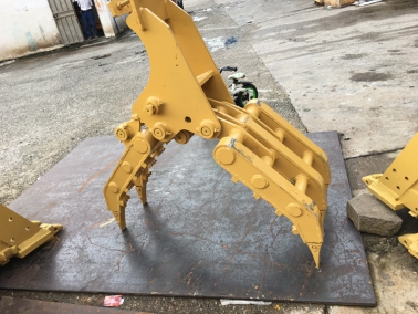 60機機械式（shì）抓木器