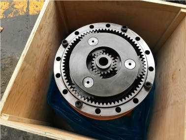 CAT320C回轉牙箱（xiāng）