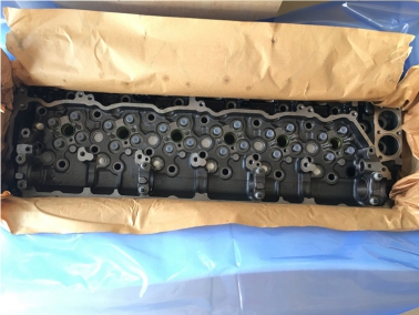 6HK1直噴發動機缸蓋