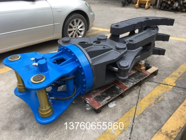 200挖（wā）機日式抓鋼（gāng）機